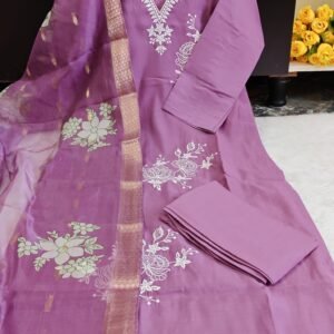LAVENDAR WHITE FLORAL SET