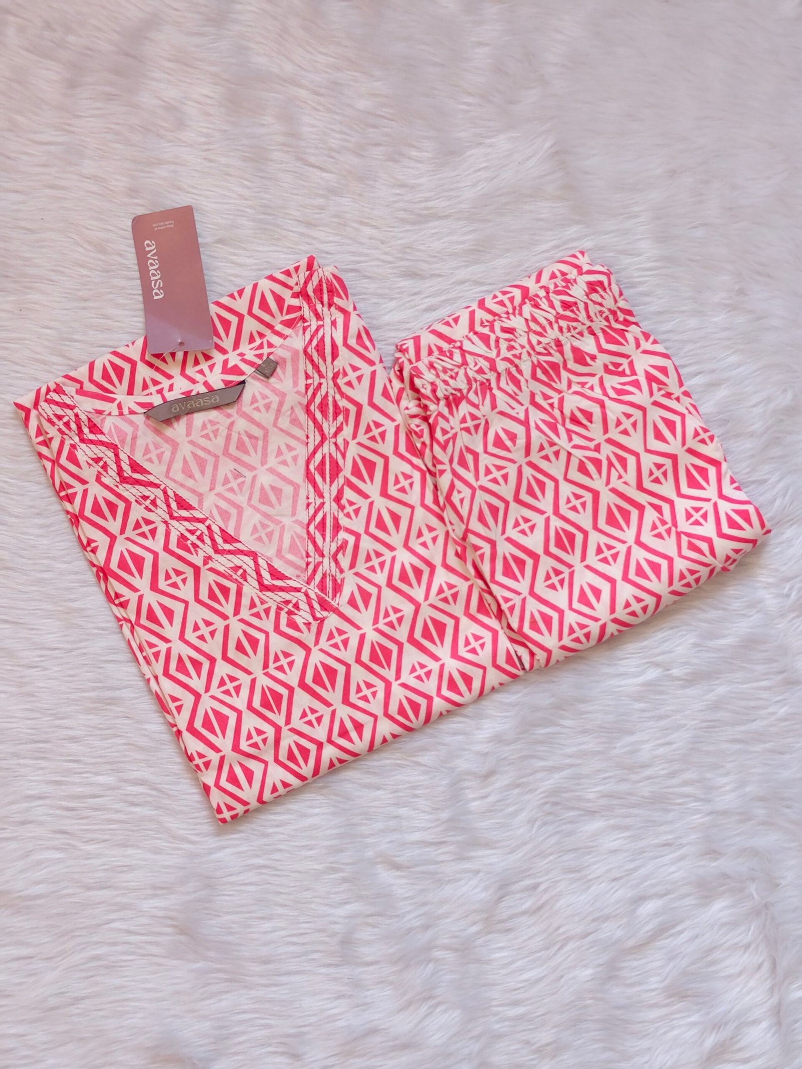 WHITE AND PINK CORD
