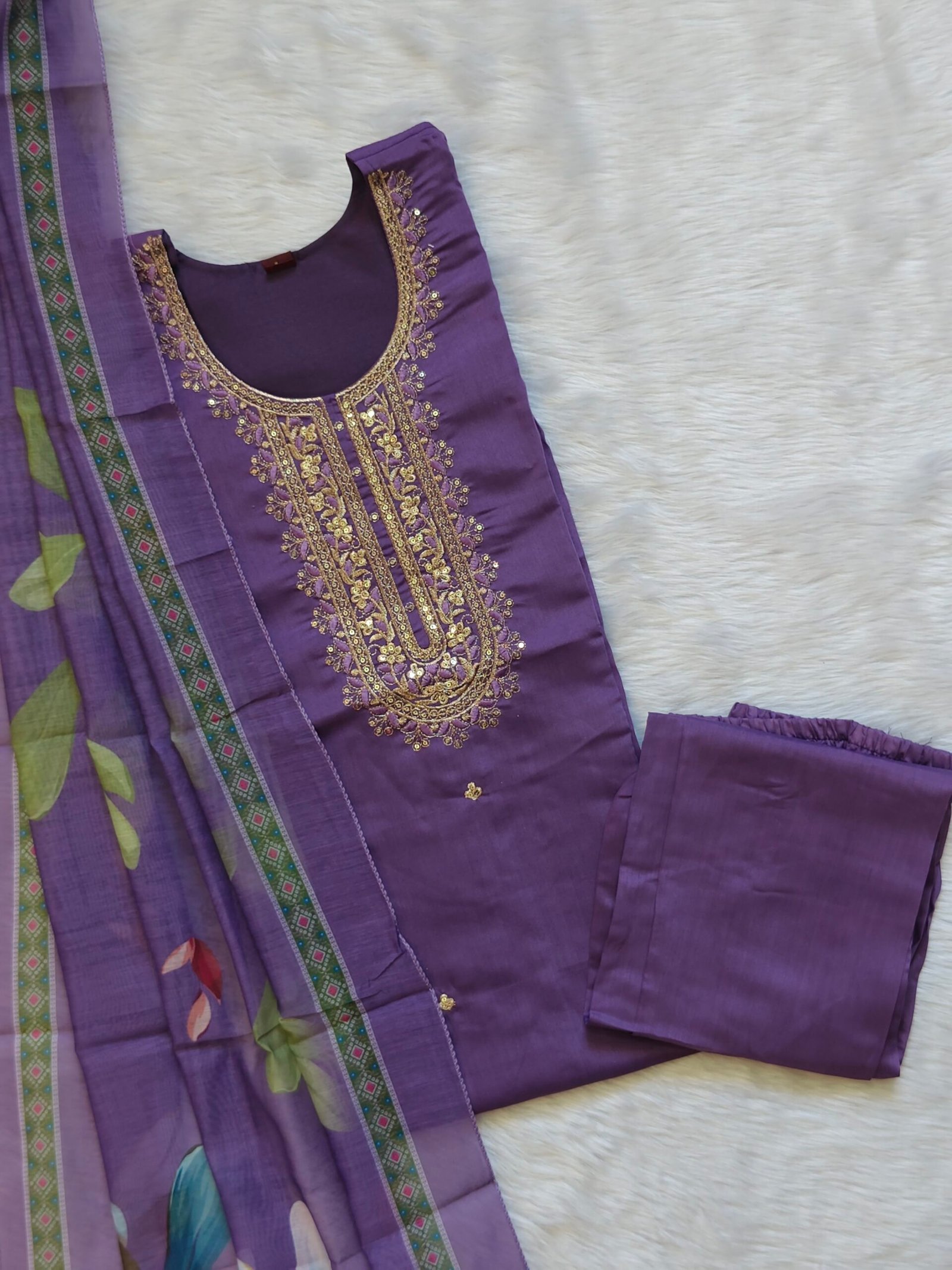 LAVEN LOVE SET