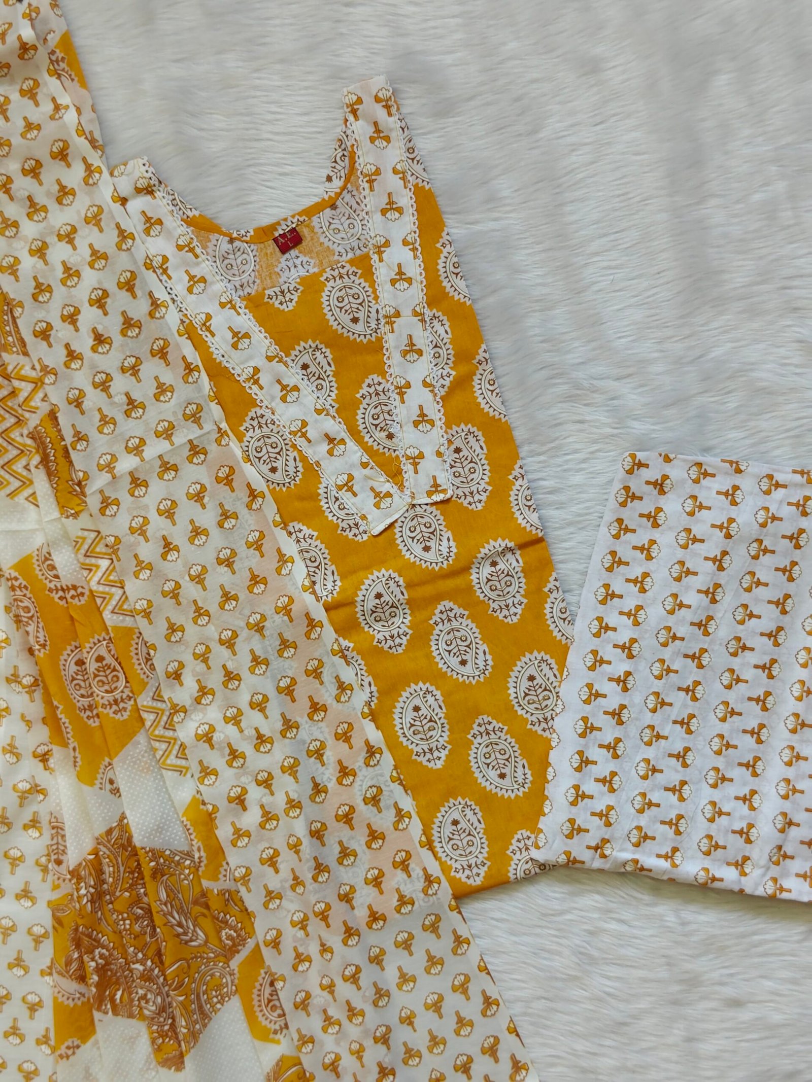 YELLOW MAANGA COTTON SET