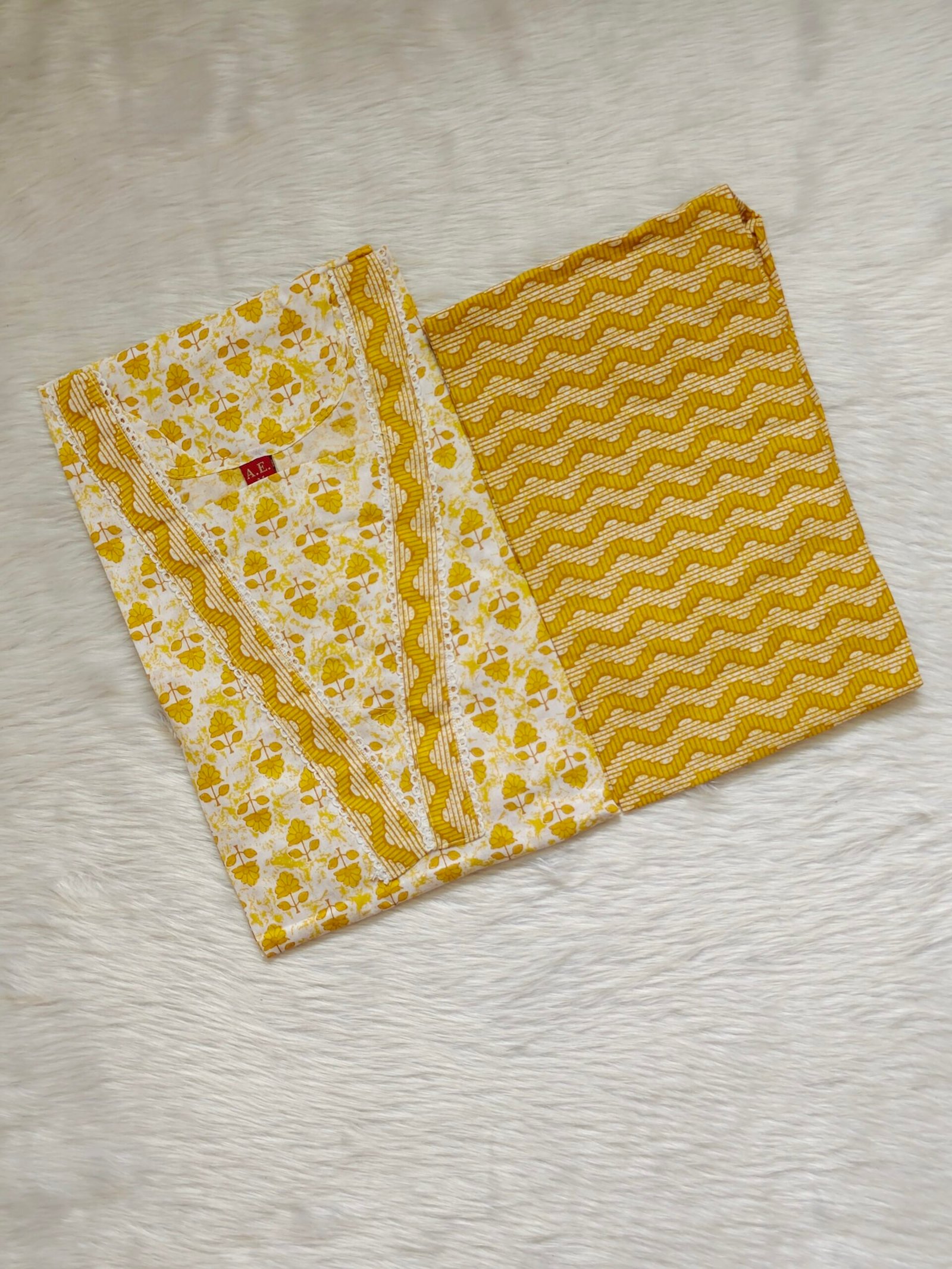 SUNRISE TINY FLORAL CORD