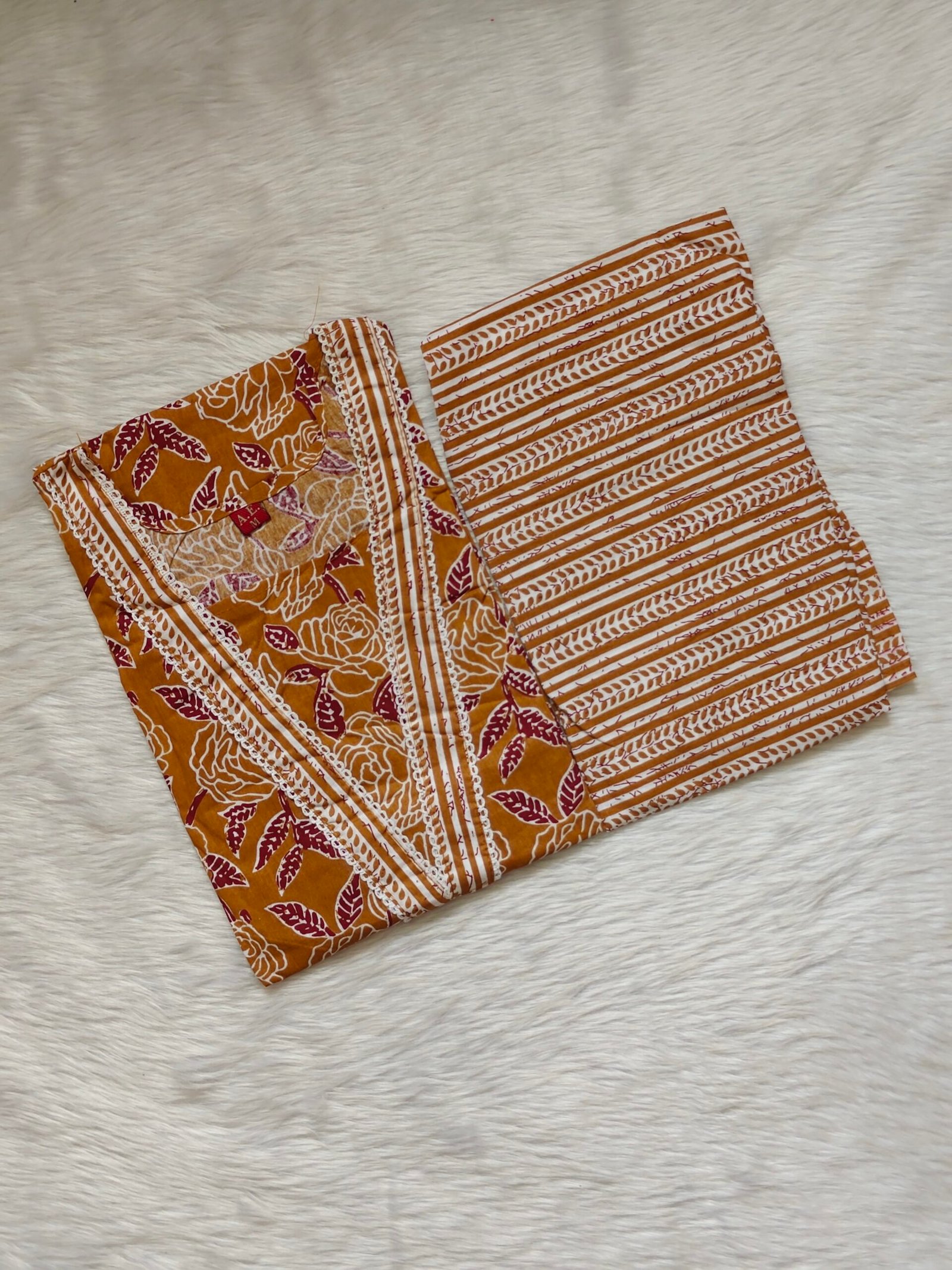 MUSTARD RED CORD